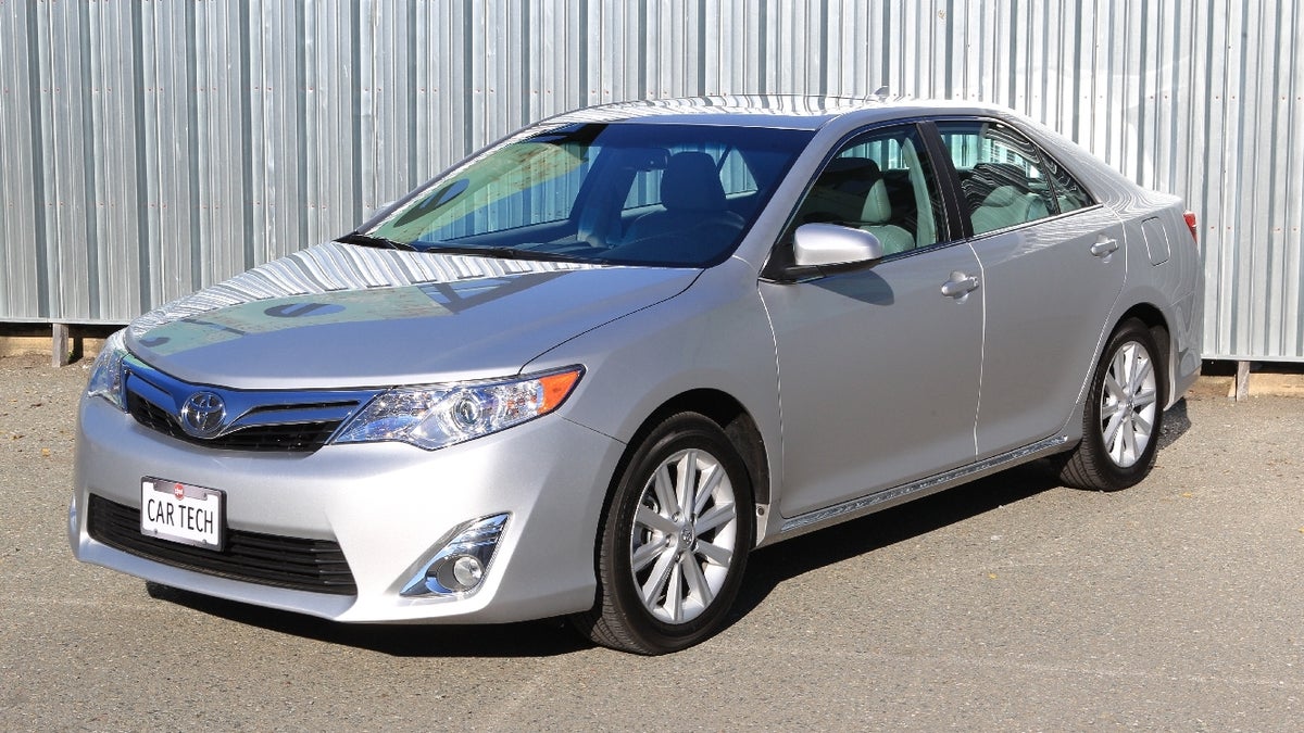 2012 toyota camry xle value 147k